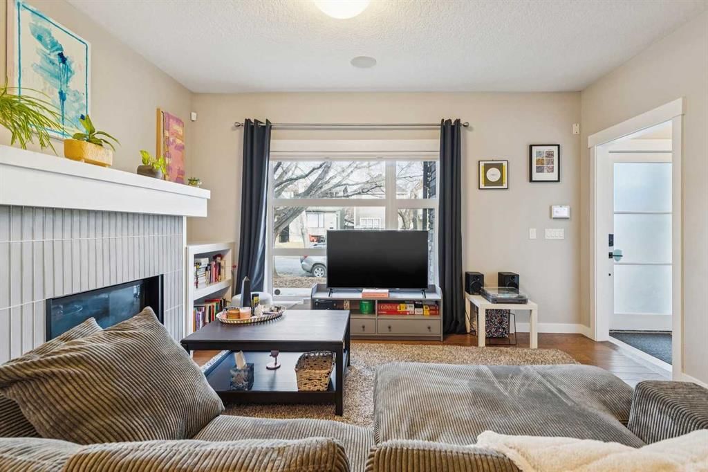 1, 407 17 Avenue NW, Calgary — photo 5 of 39