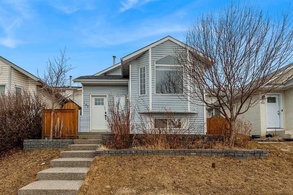 192 Rivercrest Close SE, Calgary — main listing photo