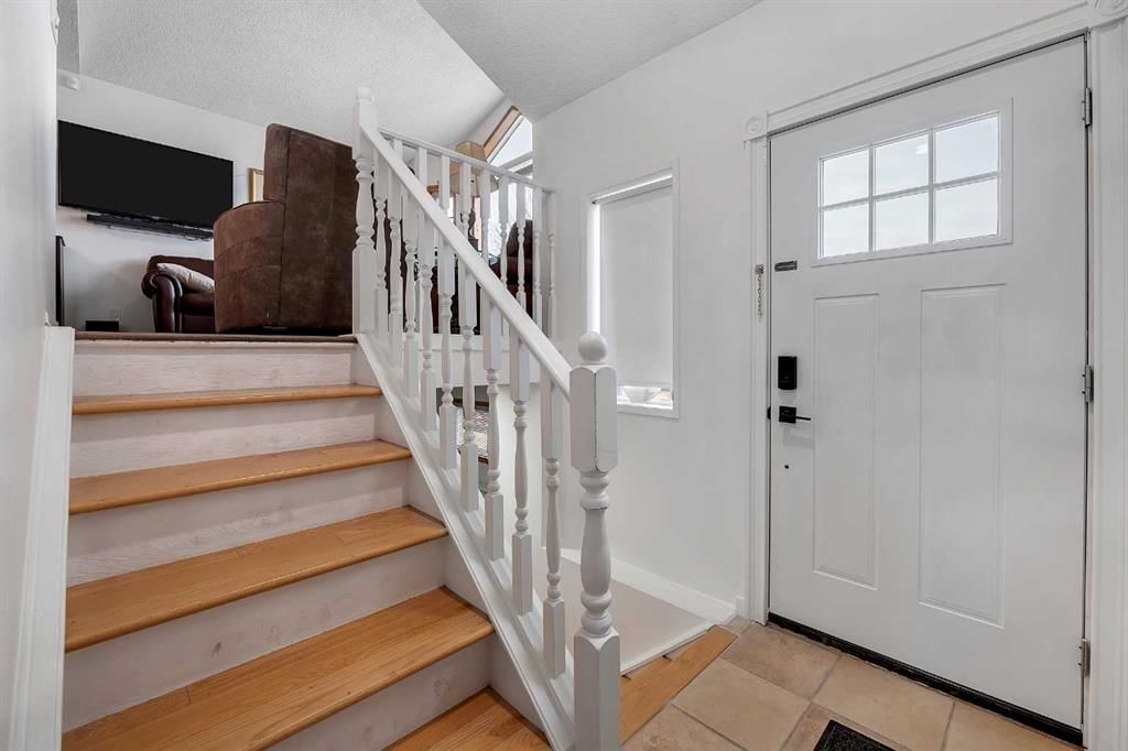 192 Rivercrest Close SE, Calgary — photo 2 of 42