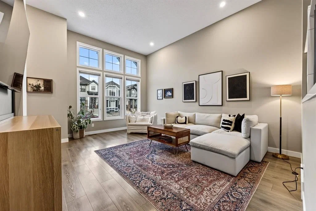 295 Masters Row SE, Calgary — photo 2 of 34