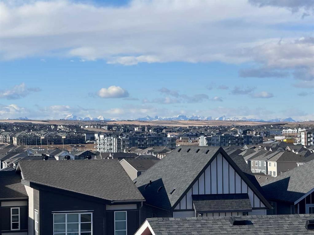 105 Carringvue Park NW, Calgary — photo 4 of 50