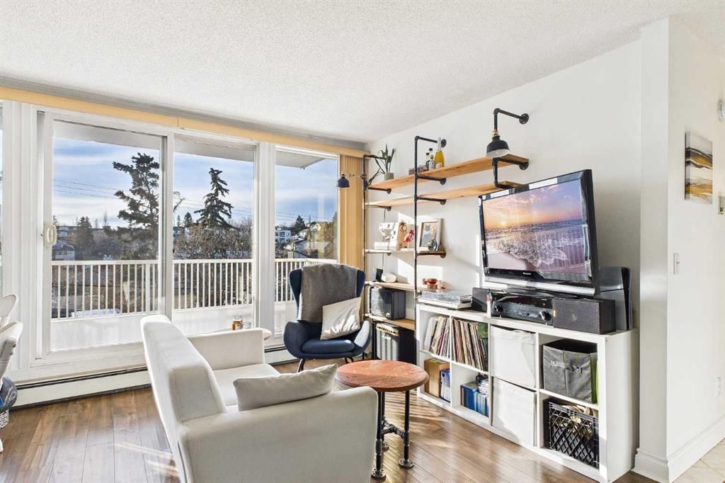 7, 1815 26 Avenue SW, Calgary — photo 3 of 27