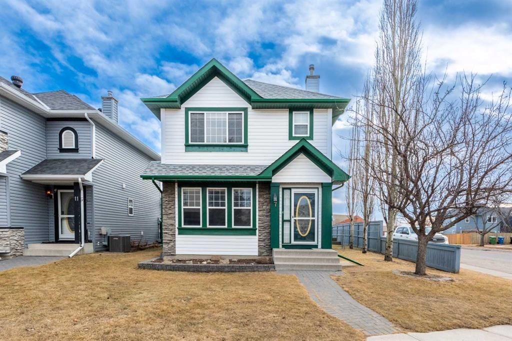 7 Covewood Park NE, Calgary — photo 2 of 41