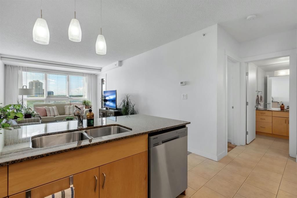 606, 8880 Horton Road SW, Calgary — photo 4 of 33