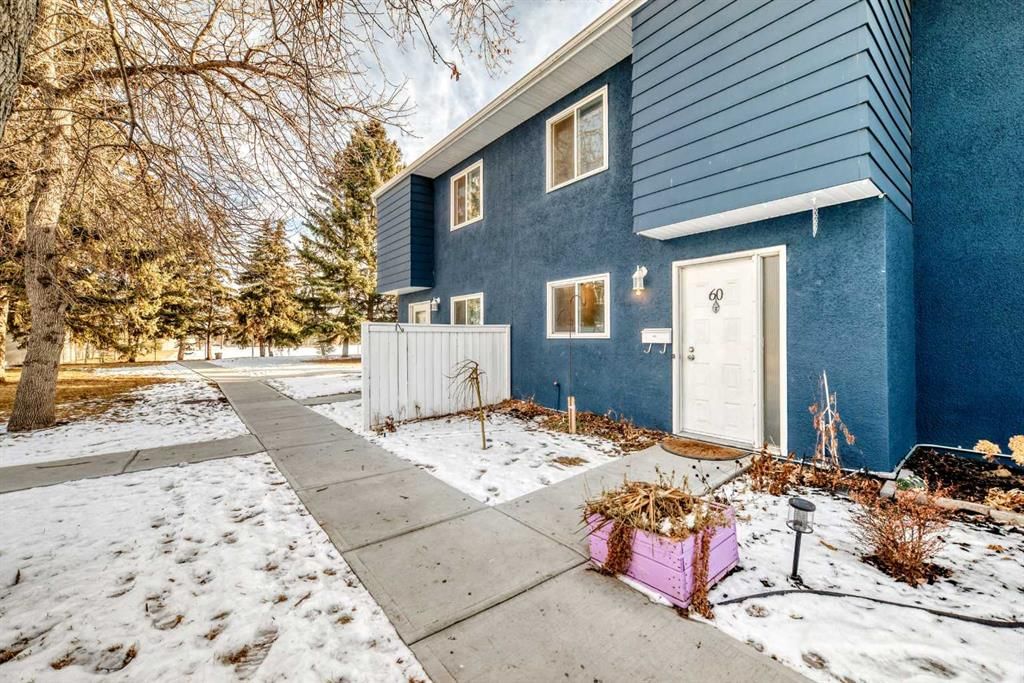 60, 251 90 Avenue SE, Calgary — photo 2 of 44