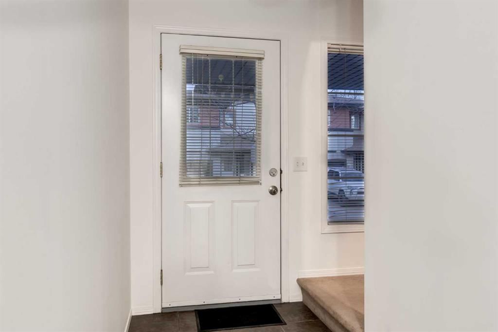 142 EVERSYDE Common SW, Calgary — photo 3 of 46