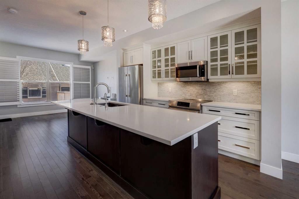 42 Sage Meadows Terrace NW, Calgary — photo 4 of 36