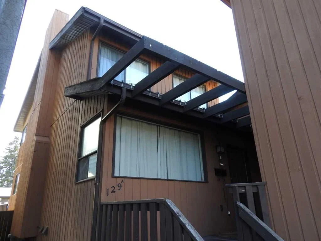 129 32 Avenue NW, Calgary — photo 2 of 6
