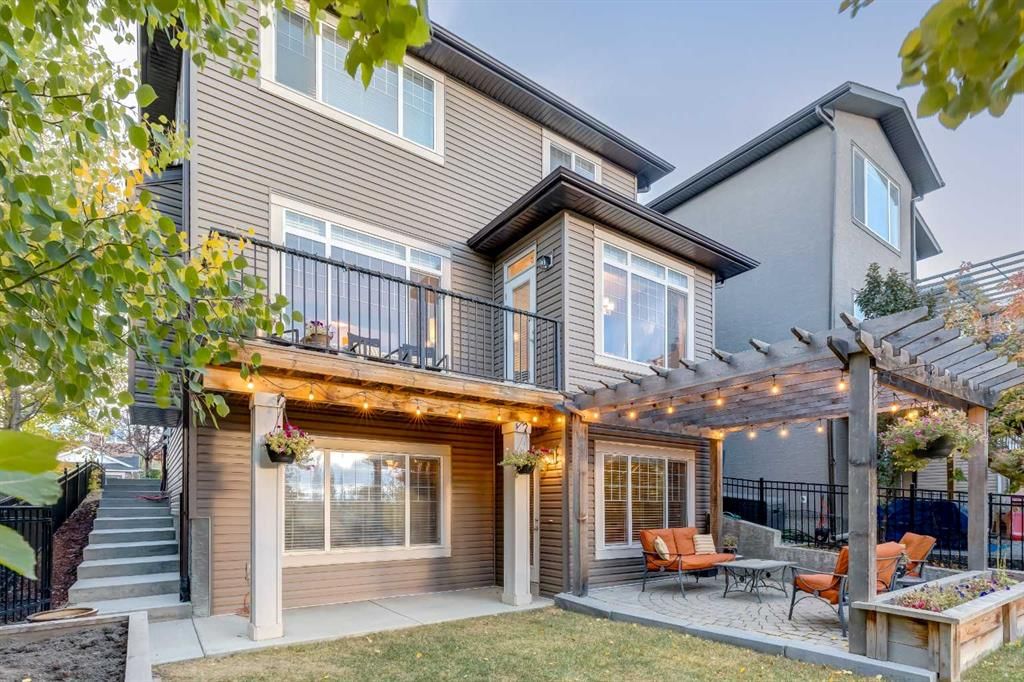 643 Evanston Drive NW, Calgary — photo 3 of 43