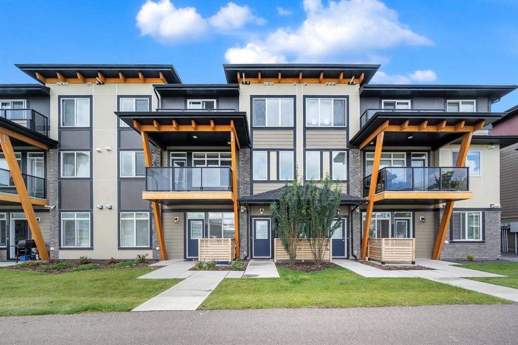 4397 Seton Drive SE, Calgary — photo 2 of 44