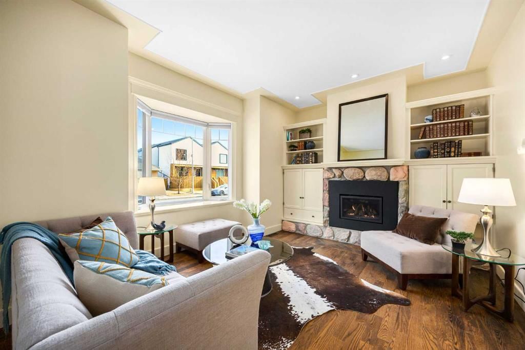 1413 15 Street SE, Calgary — photo 4 of 30