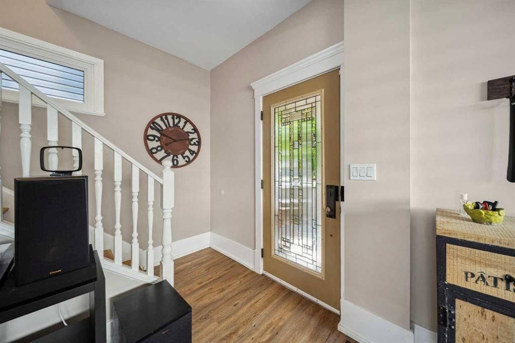 412 17 Avenue NW, Calgary — photo 4 of 45