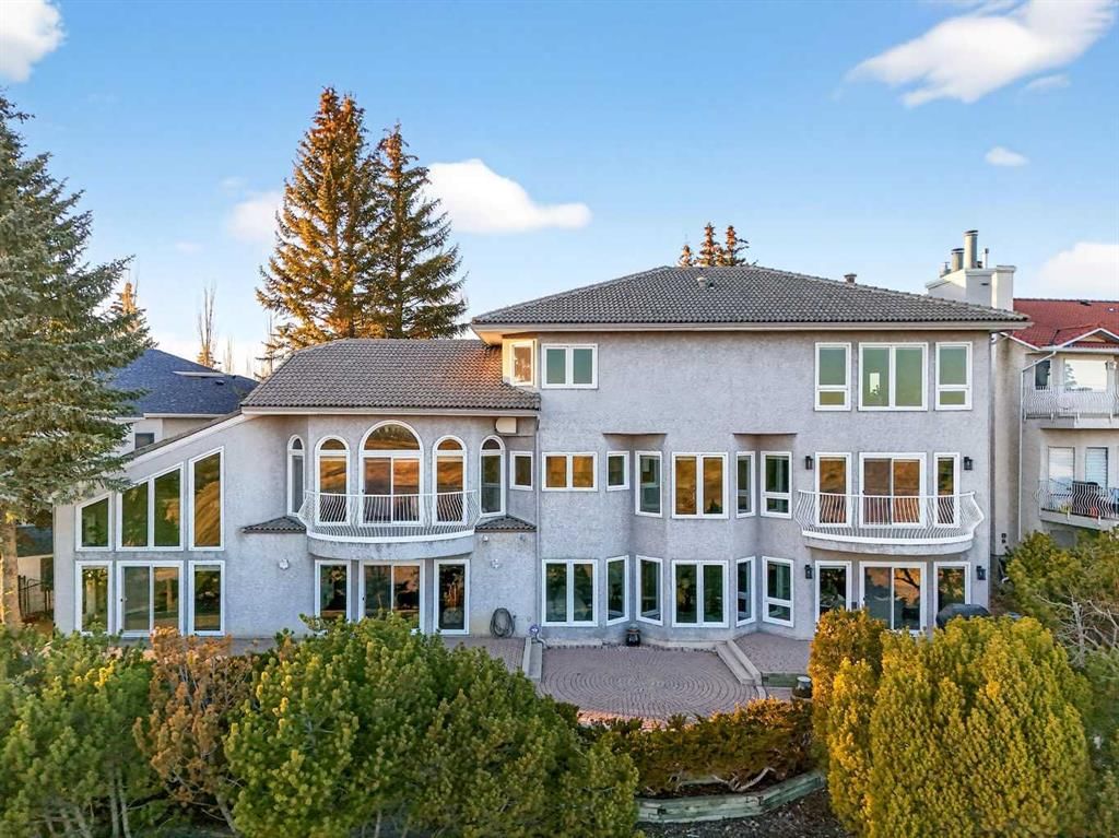 57 Edelweiss Point NW, Calgary — photo 3 of 50