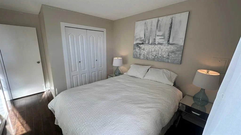 811, 340 14 Avenue SW, Calgary — photo 5 of 15