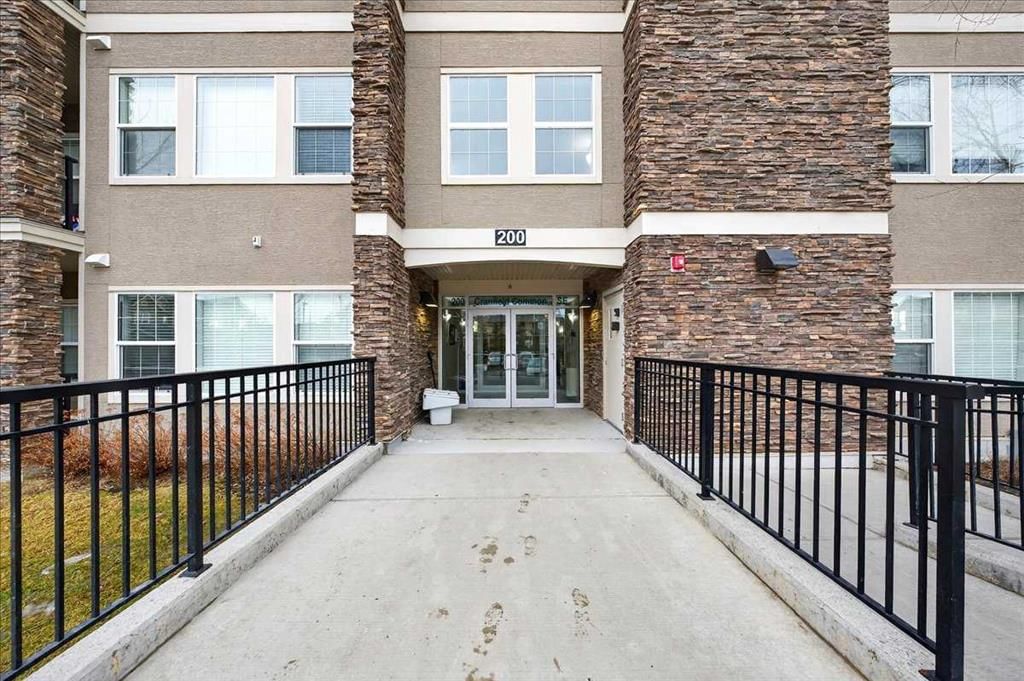 302, 200 Cranfield Common SE, Calgary — photo 3 of 38