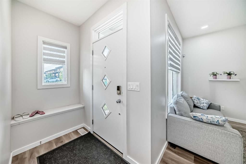 630 148 Avenue NW, Calgary — photo 3 of 50