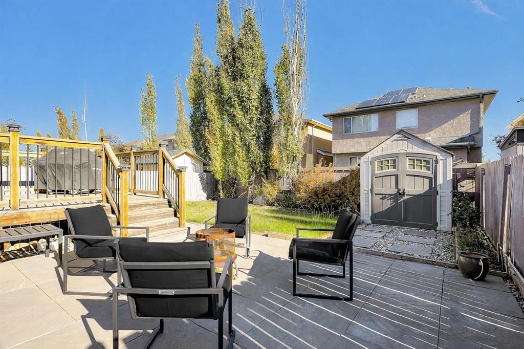 270 Everstone Drive SW, Calgary — photo 3 of 48
