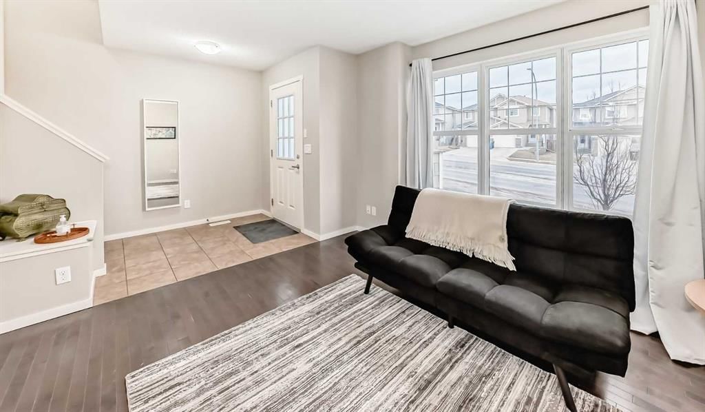 822 Panatella Boulevard NW, Calgary — photo 5 of 45