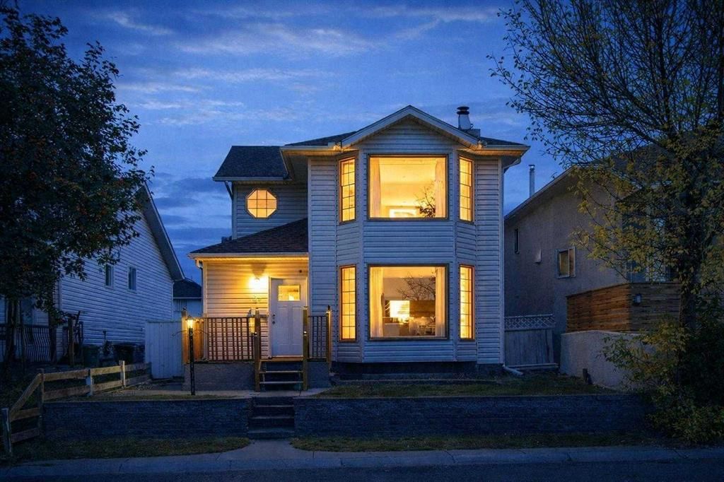 24 LAGUNA Close NE, Calgary — main listing photo