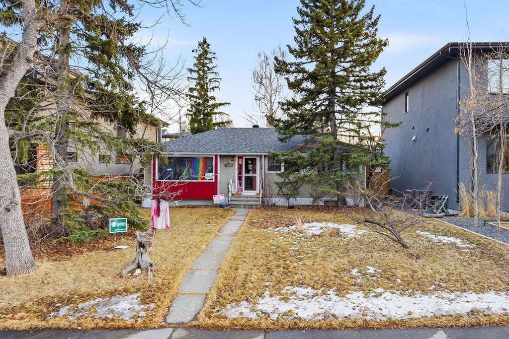 1939 47 Avenue SW, Calgary — main listing photo
