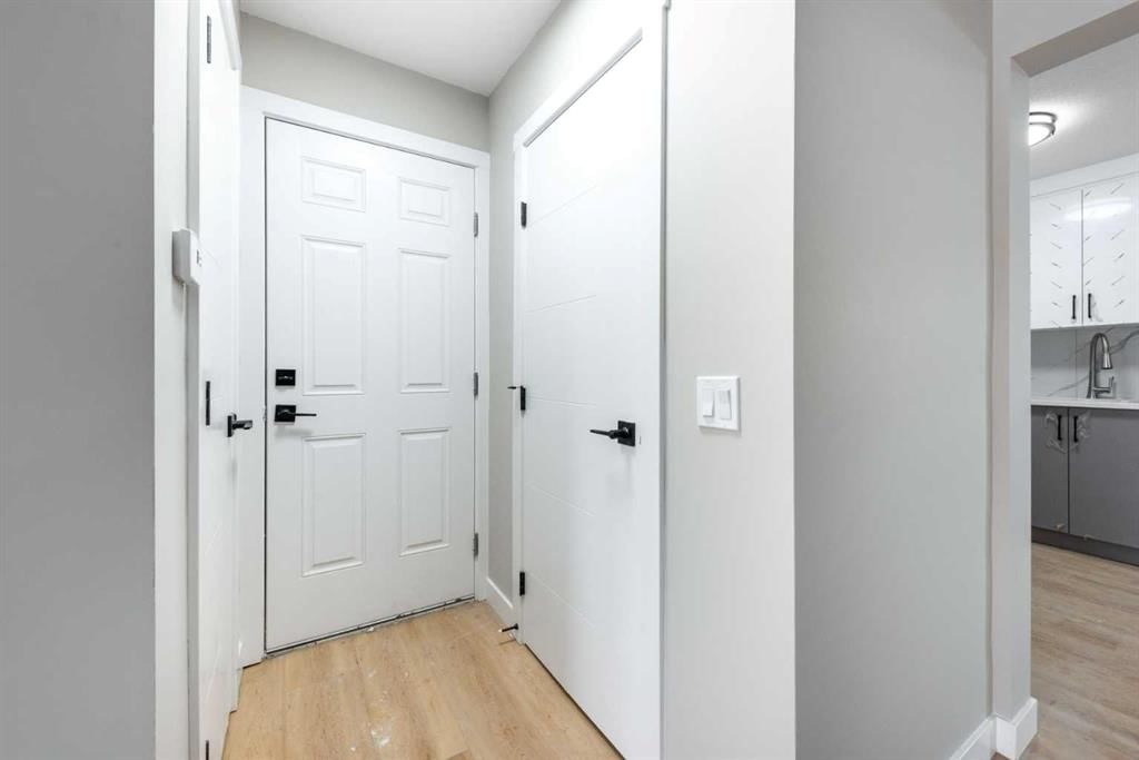 7616 27 Street SE, Calgary — main listing photo