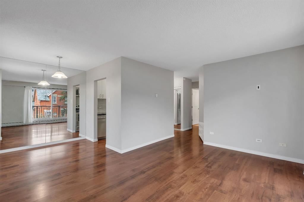 303, 1502 21 Avenue SW, Calgary — photo 2 of 15