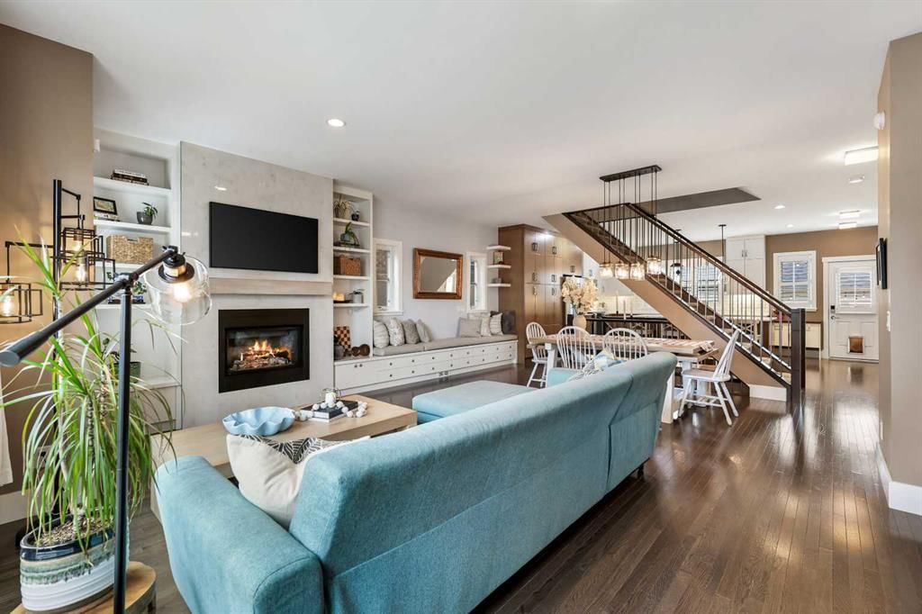 96 Beny-Sur-Mer Road SW, Calgary — photo 4 of 47