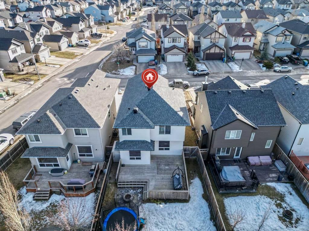 10 Everglen Crescent SW, Calgary — photo 4 of 48