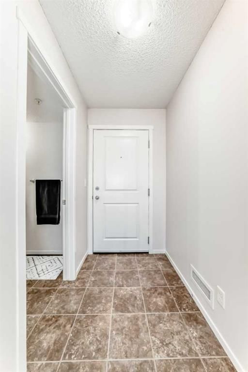 2324, 81 Legacy Boulevard SE, Calgary — photo 3 of 34