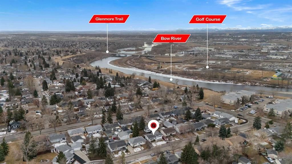 127 Lynnview Way SE, Calgary — photo 3 of 39