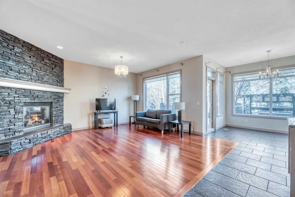 63 Discovery Ridge Circle SW, Calgary — photo 4 of 33