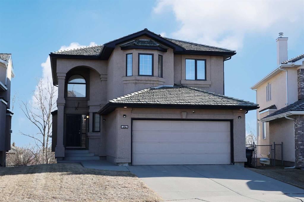 256 Hampstead Road NW, Calgary — main listing photo