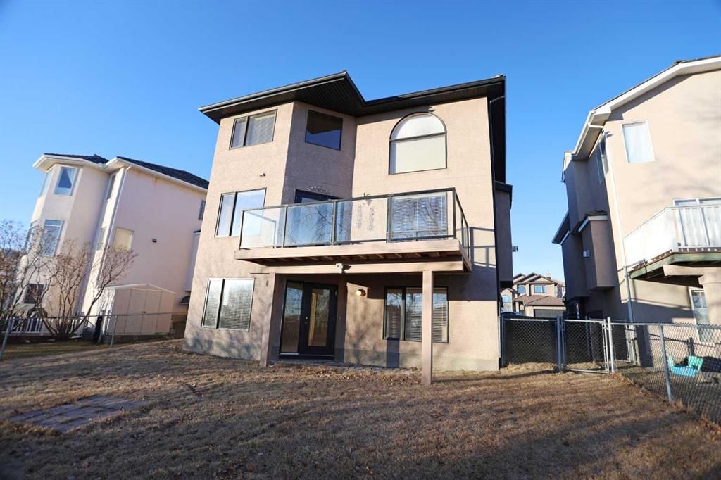 256 Hampstead Road NW, Calgary — photo 4 of 40