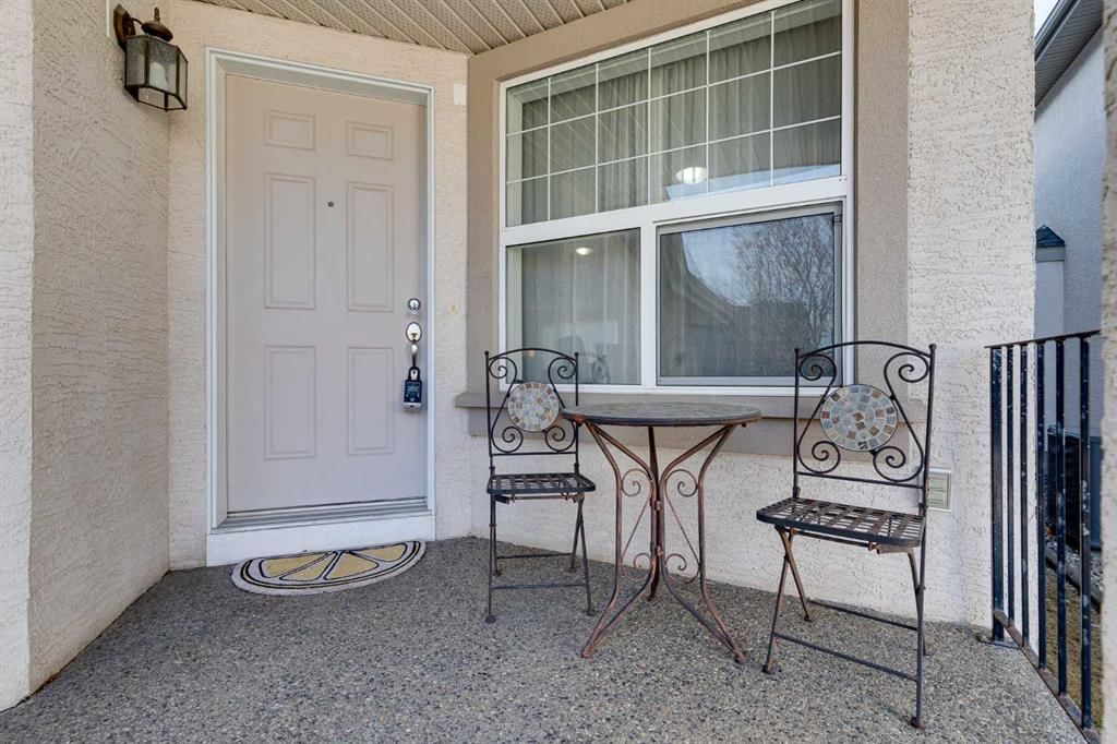 29 Cranleigh Way SE, Calgary — photo 2 of 45