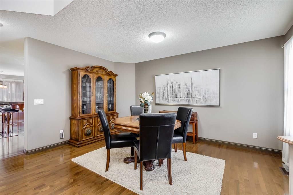 29 Cranleigh Way SE, Calgary — photo 4 of 45