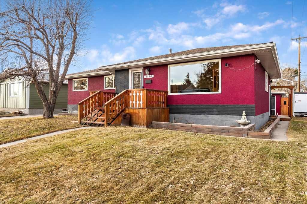 9136 Allison Drive SE, Calgary — photo 4 of 49