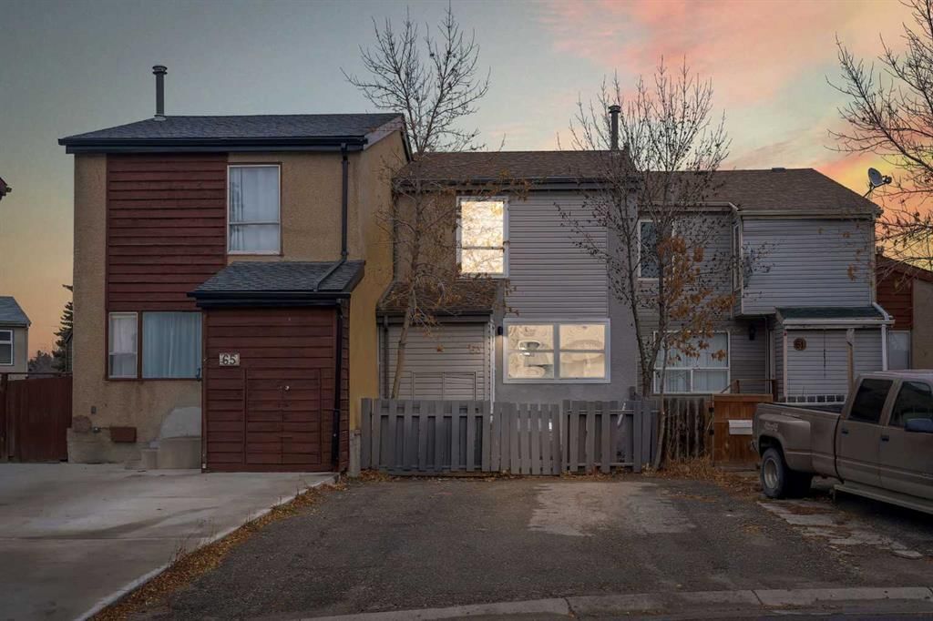 63 Penworth Close SE, Calgary — photo 5 of 35
