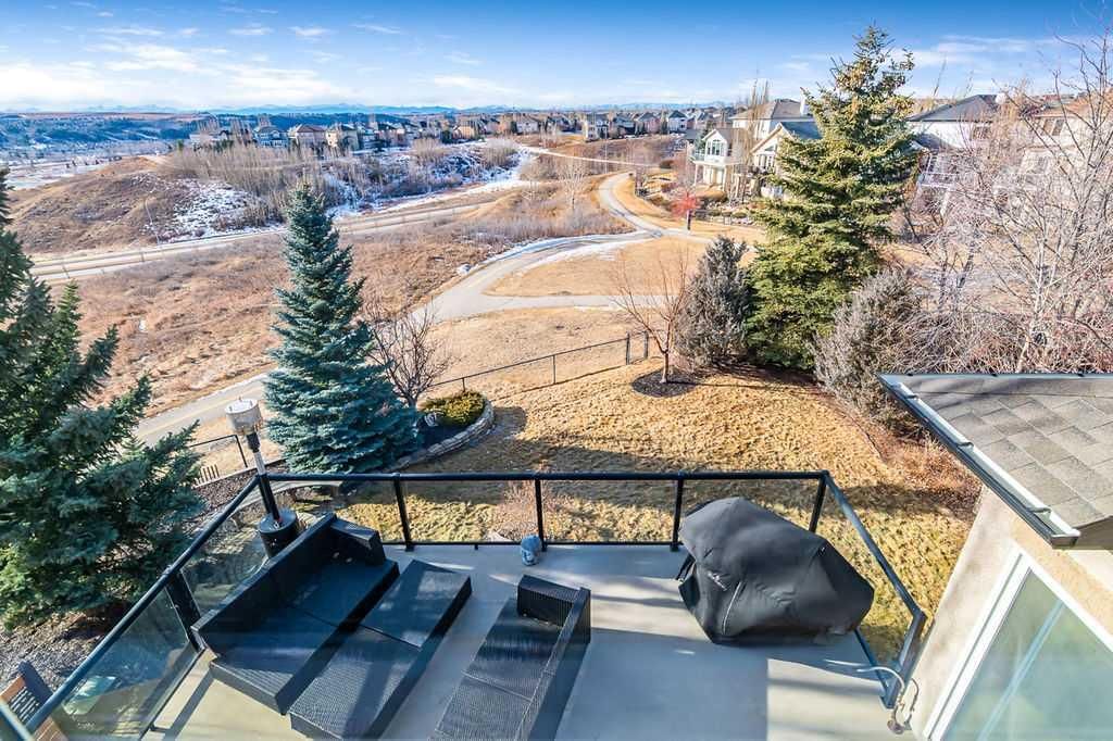 208 Tuscany Ravine View NW, Calgary — main listing photo