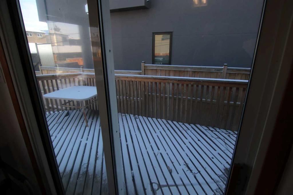 4008 2 Street NW, Calgary — photo 3 of 26