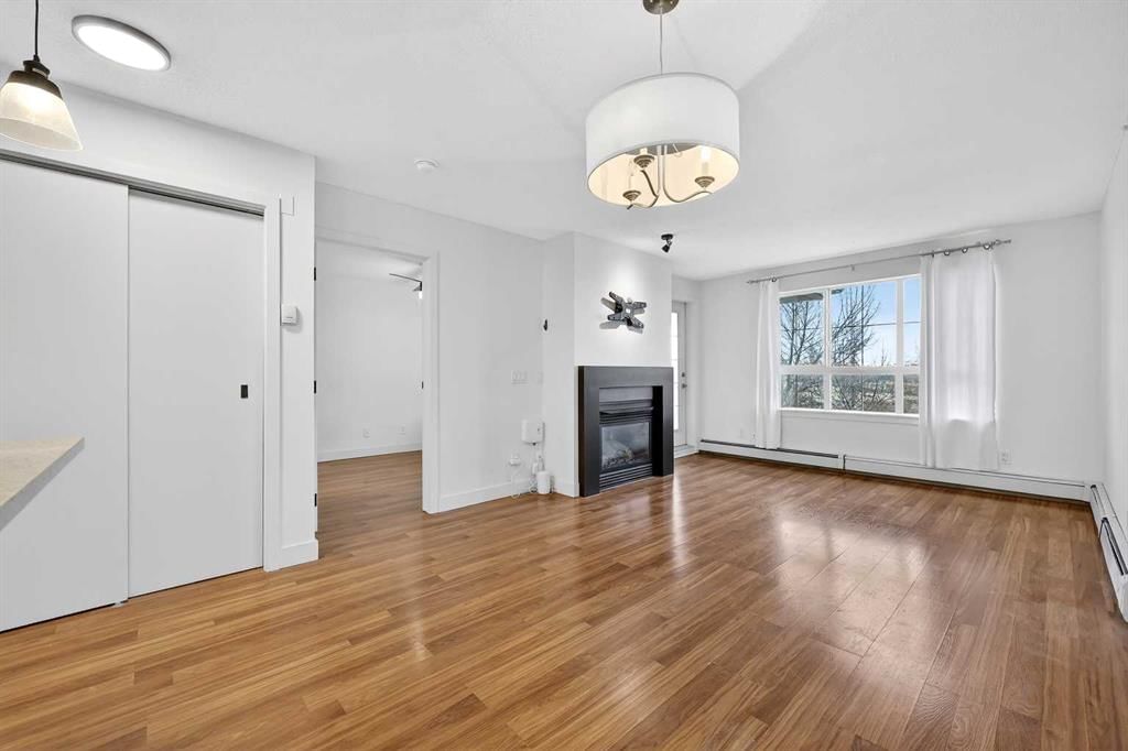 406, 35 Richard Court SW, Calgary — photo 5 of 34