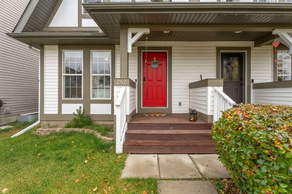 242 Elgin Place SE, Calgary — photo 3 of 40