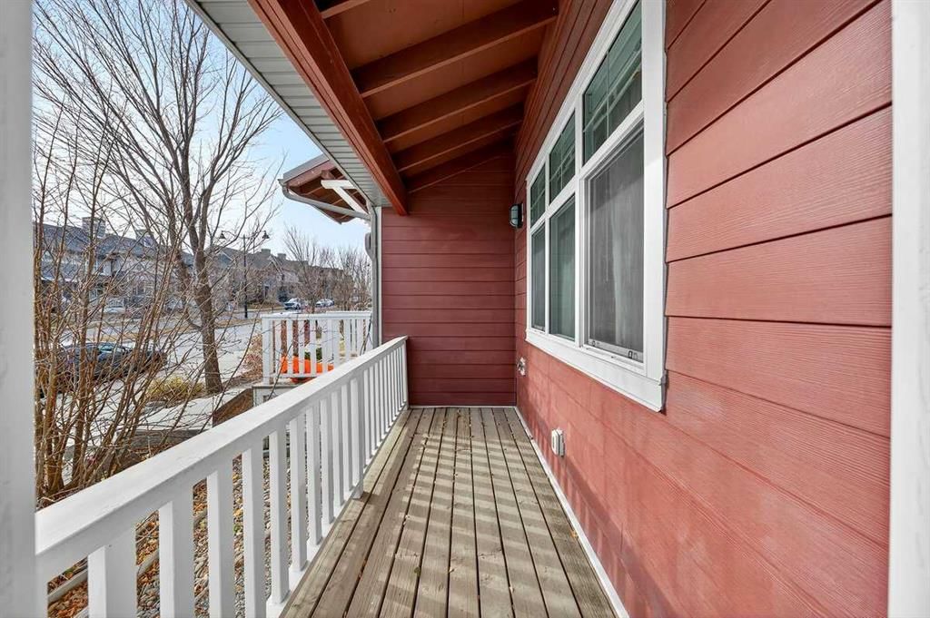 82 Mahogany Drive SE, Calgary — photo 3 of 34