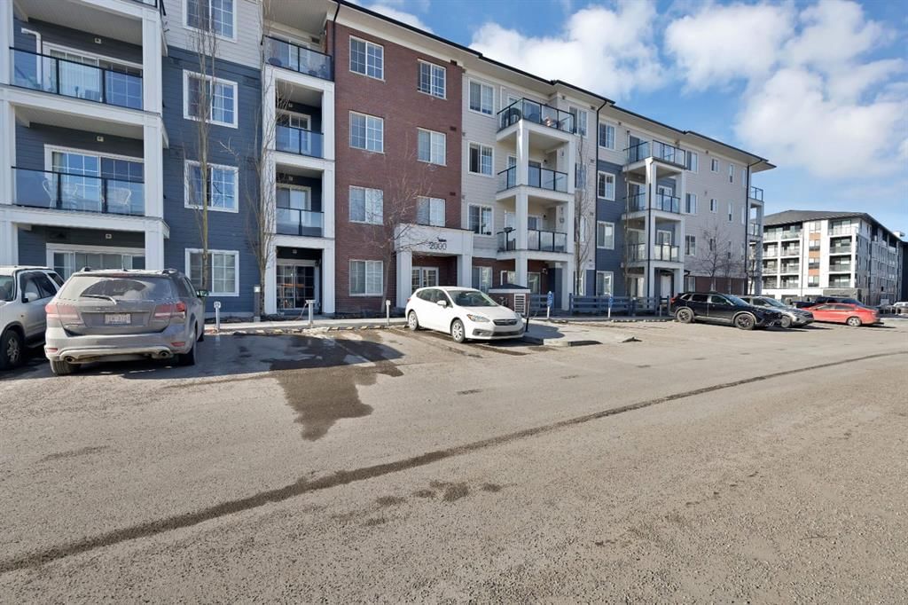 2301, 298 sage meadows Park NW, Calgary — photo 4 of 33