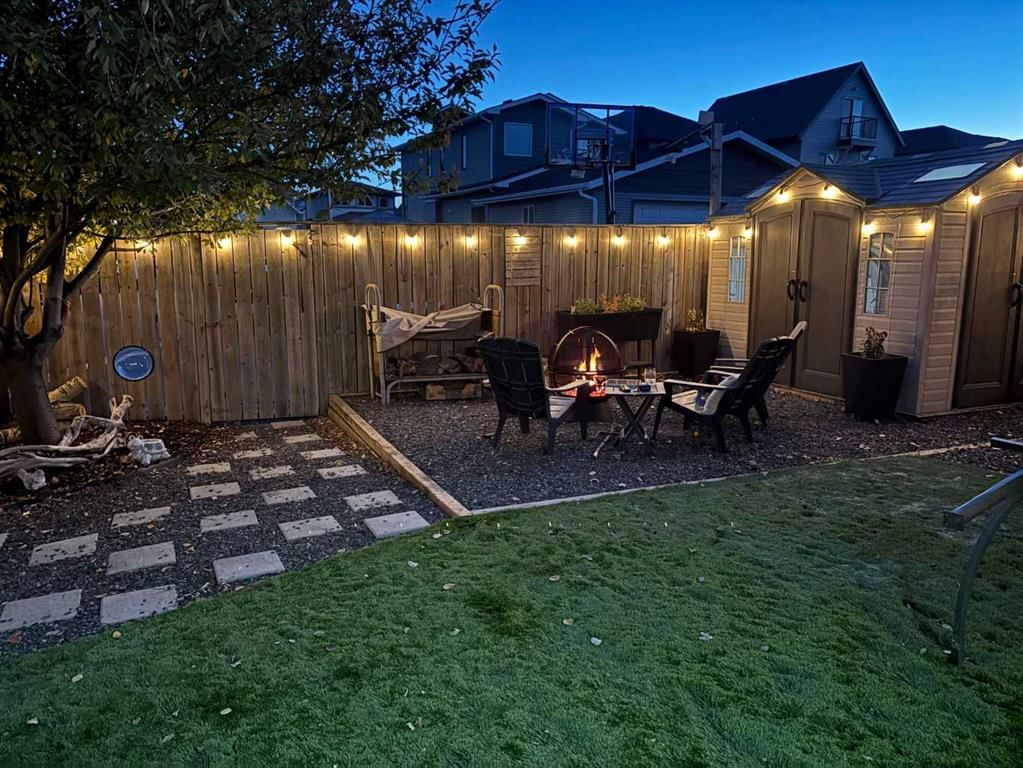 118 Walden Manor SE, Calgary — photo 5 of 50