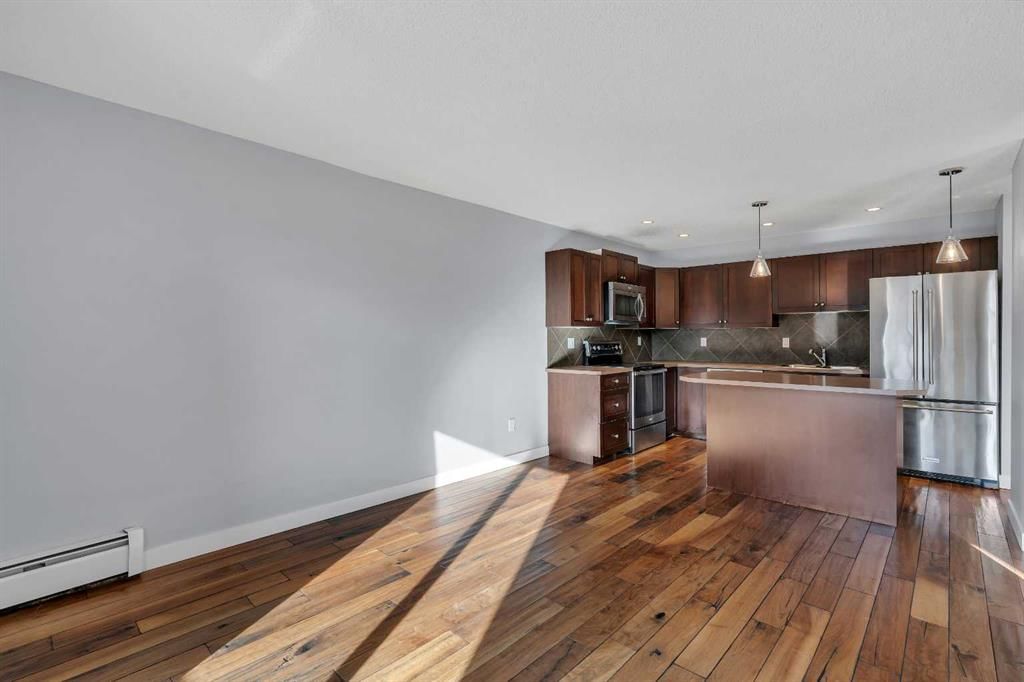 304, 1828 12 Avenue SW, Calgary — photo 3 of 17