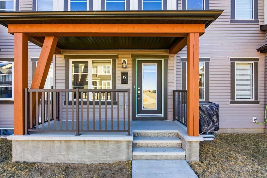 67 Carringwood Manor NW, Calgary — photo 2 of 33