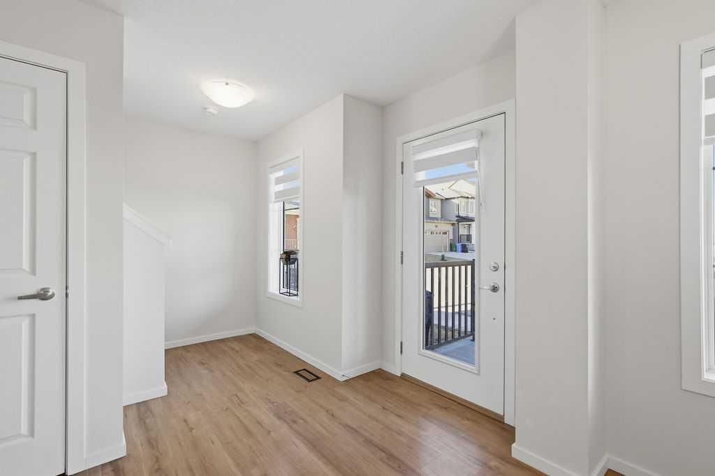 67 Carringwood Manor NW, Calgary — photo 4 of 33