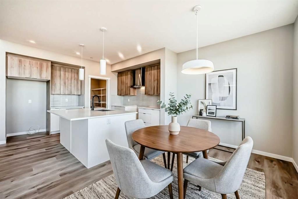 278 Hotchkiss Manor SE, Calgary — photo 4 of 43