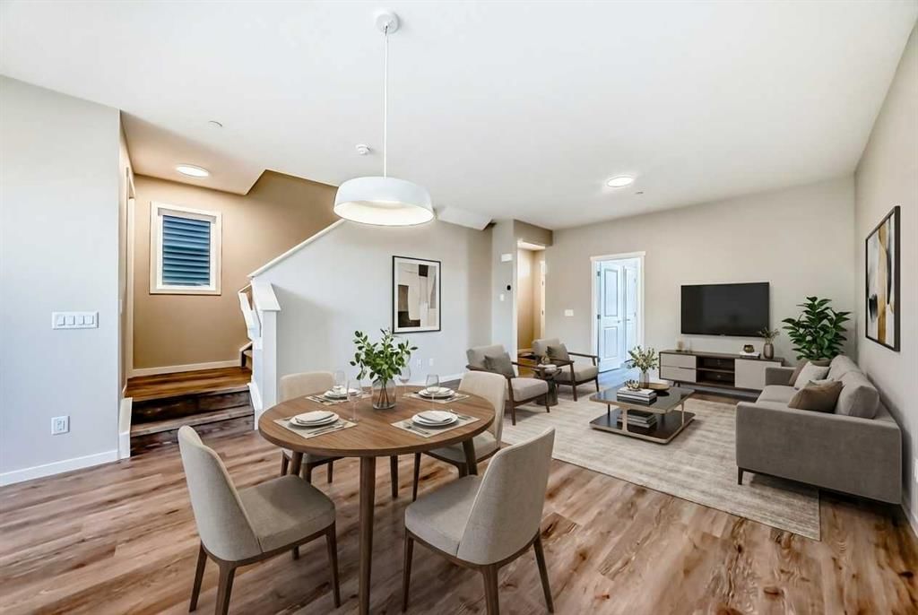 521 Hotchkiss Drive SE, Calgary — photo 5 of 40