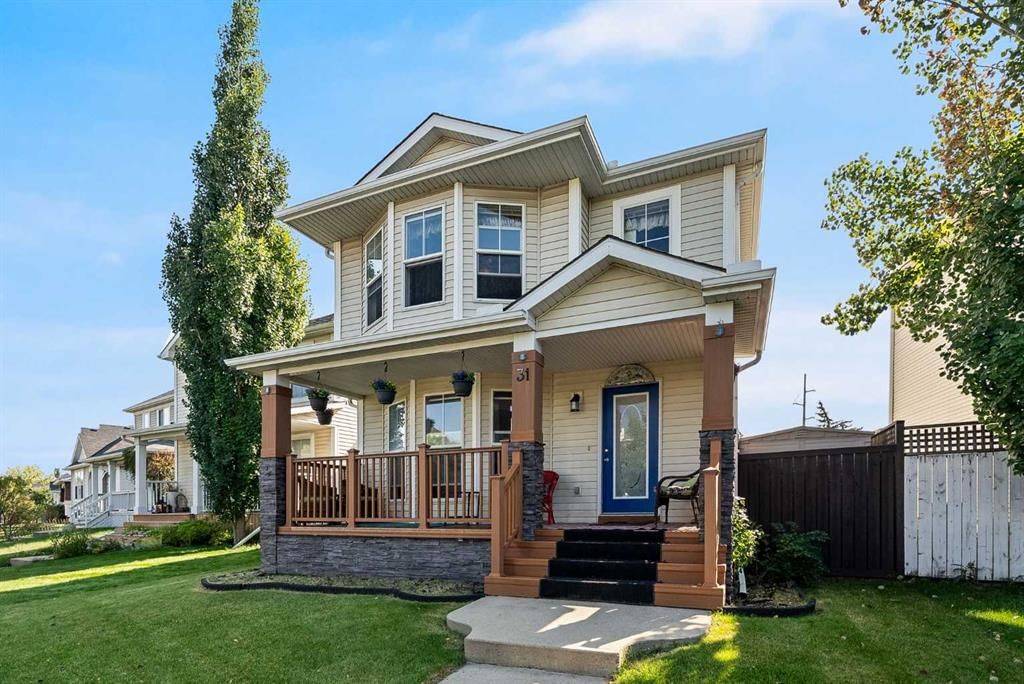 31 Inverness Grove SE, Calgary — main listing photo